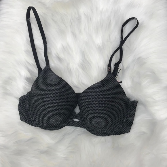 Victoria's Secret Other - NWT Victoria’s Secret Bra